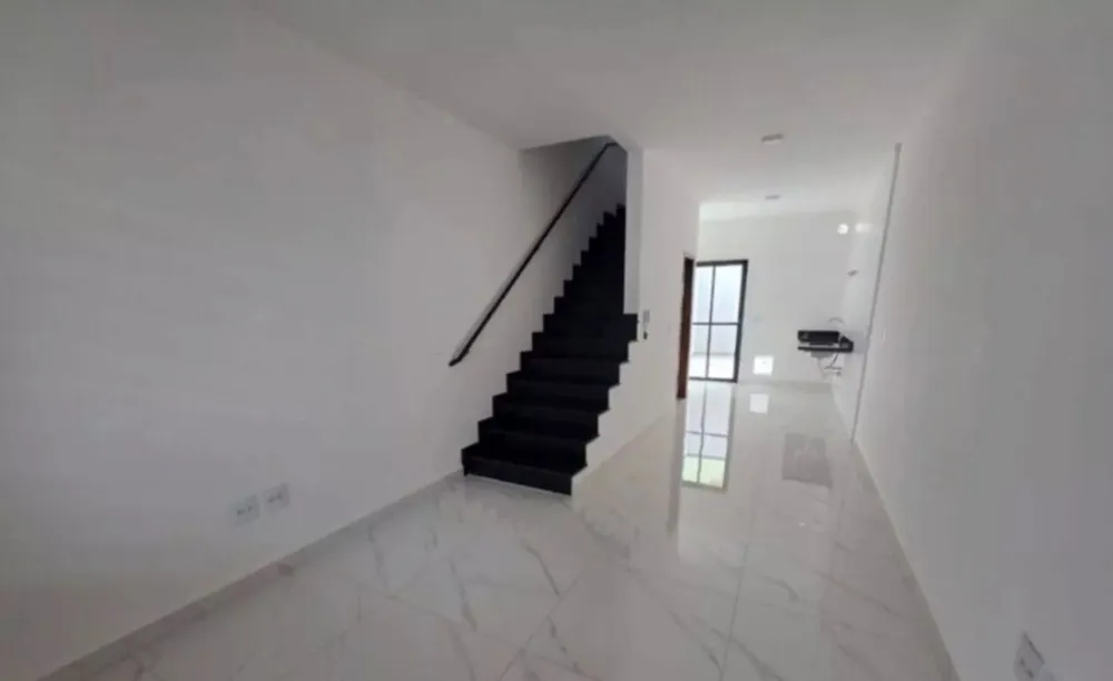 Casa, 3 quartos, 92 m² - Foto 2