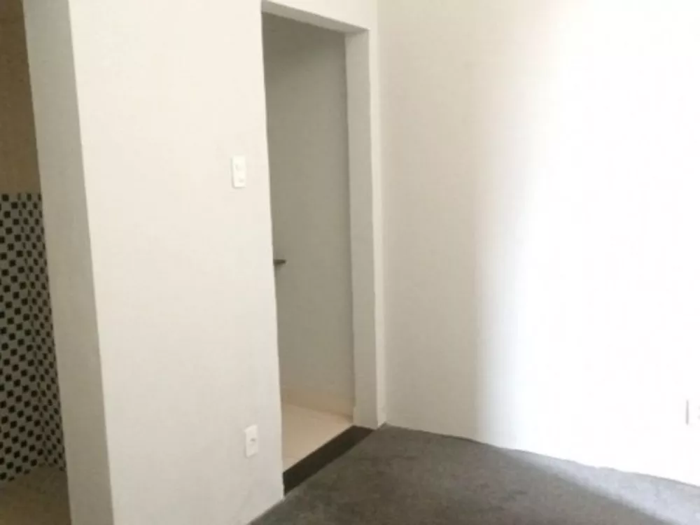 Kitnet e Studio à venda com 1 quarto, 30m² - Foto 3