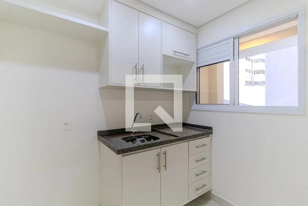 Apartamento, 1 quarto, 27 m² - Foto 2