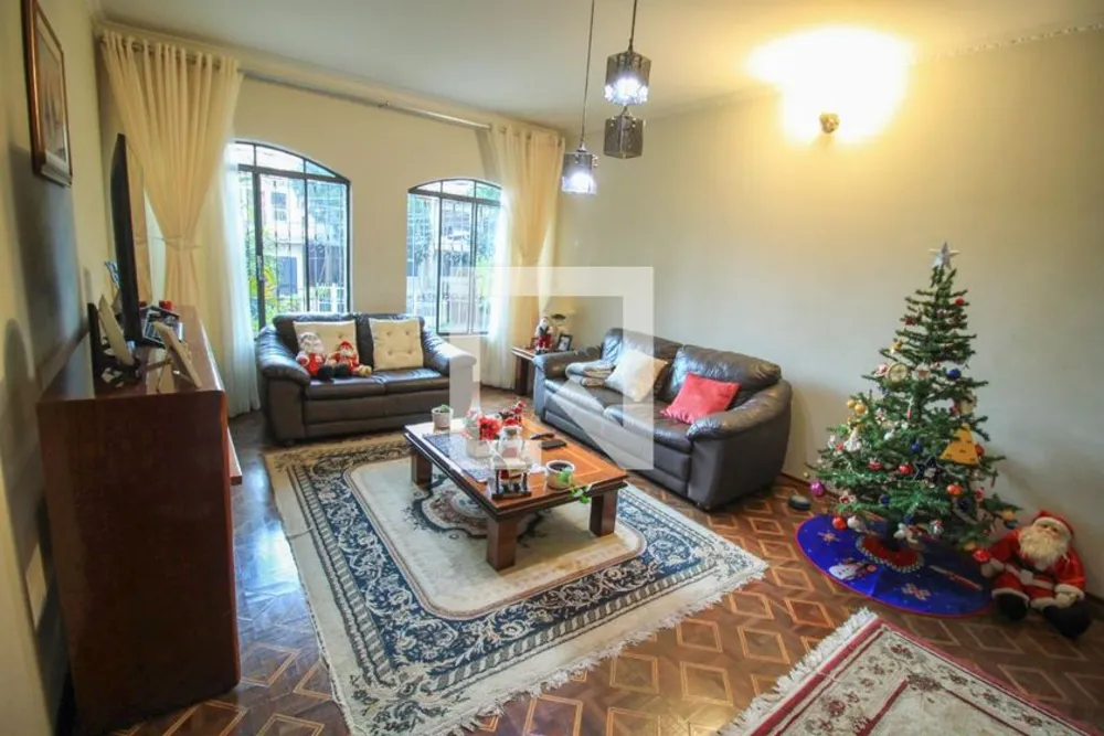 Casa, 3 quartos, 220 m² - Foto 1
