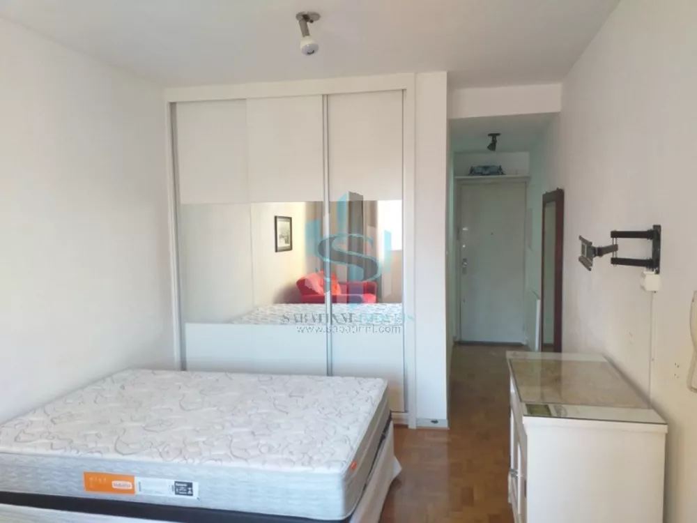 Apartamento à venda com 1 quarto, 30m² - Foto 2