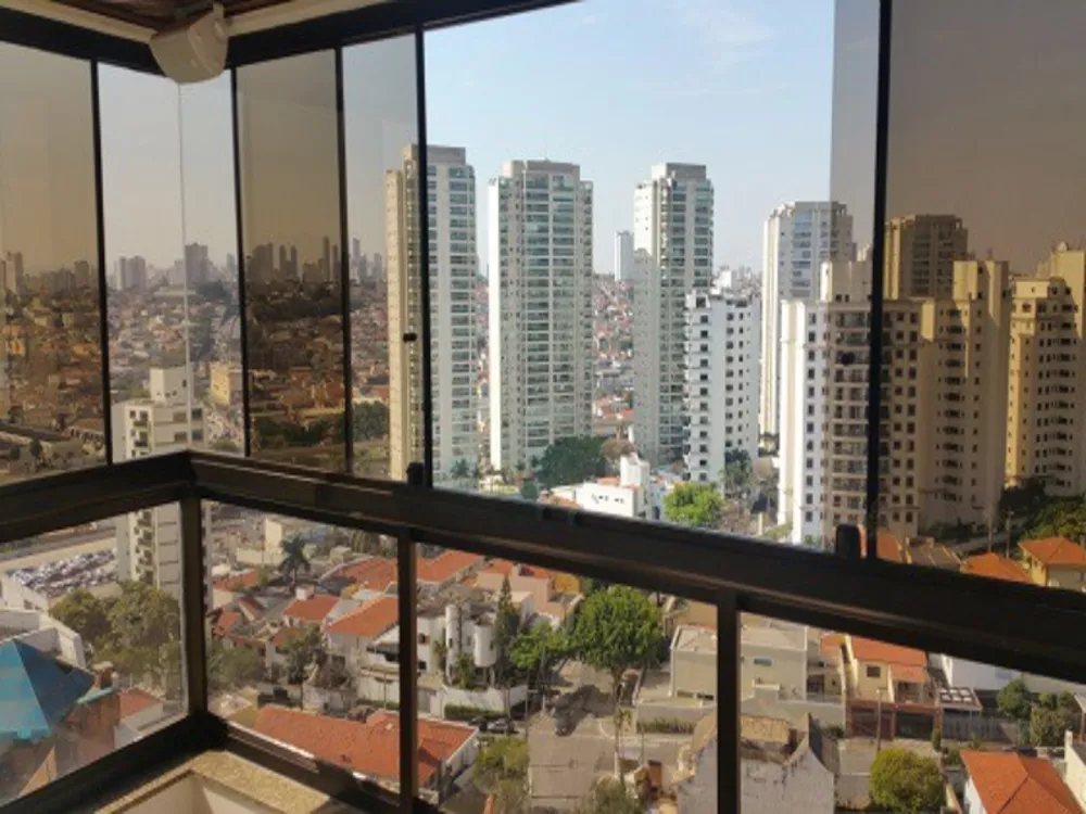 Apartamento à venda com 3 quartos, 180m² - Foto 5