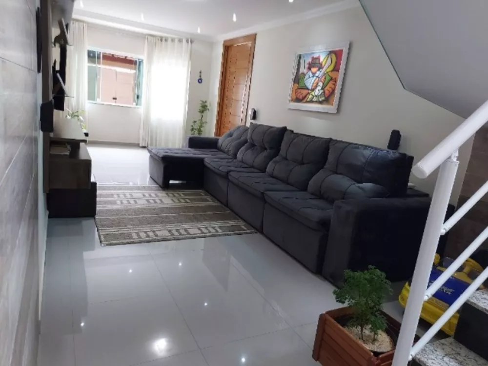 Casa à venda com 4 quartos, 270m² - Foto 2