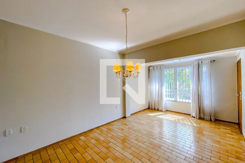 Casa, 3 quartos, 200 m² - Foto 2