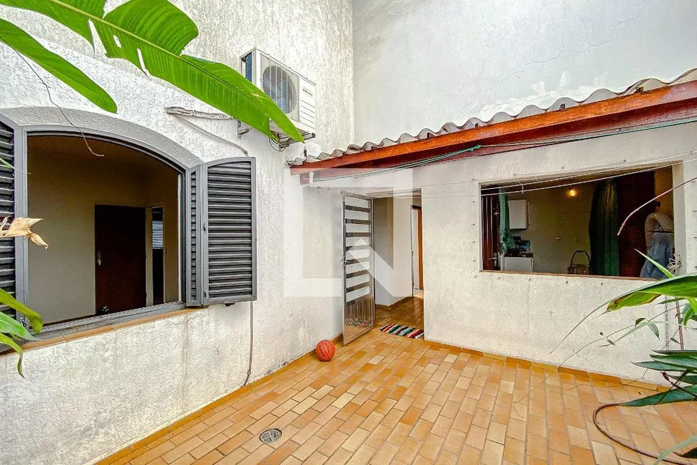 Casa, 3 quartos, 200 m² - Foto 13