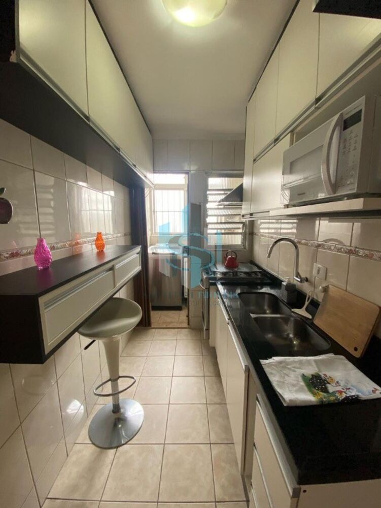 Apartamento à venda com 2 quartos, 66m² - Foto 2