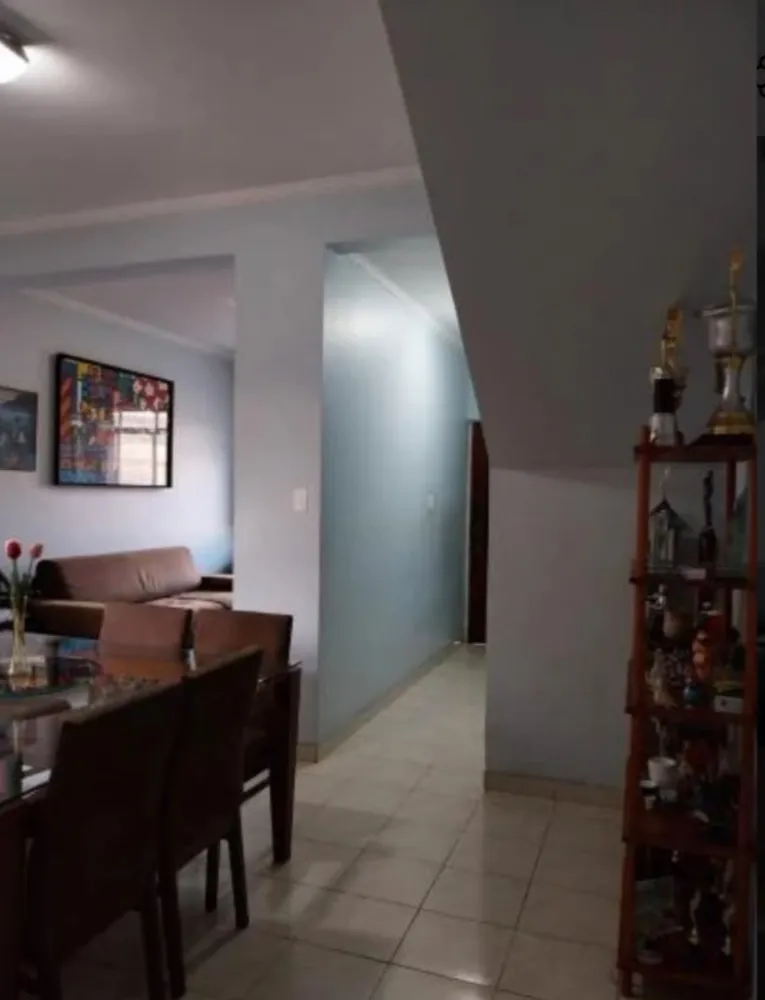 Casa, 3 quartos, 145 m² - Foto 2