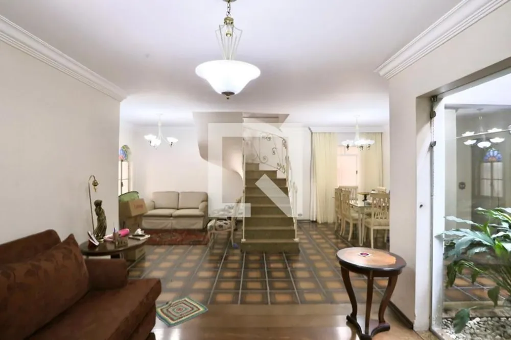 Casa, 3 quartos, 250 m² - Foto 1
