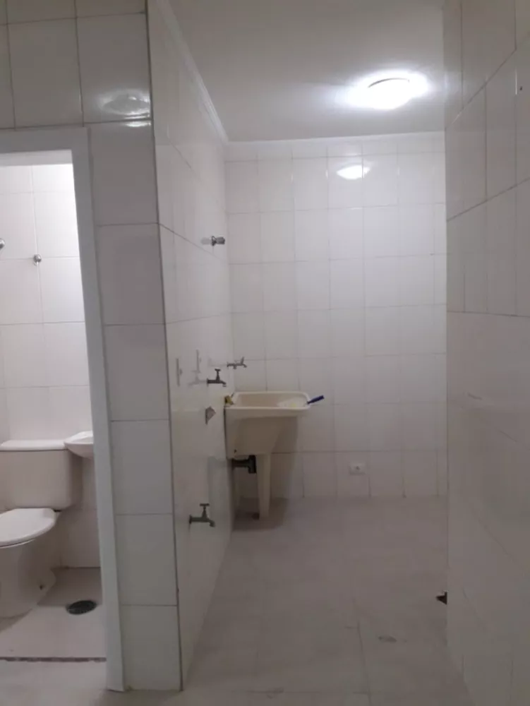 Apartamento para alugar com 3 quartos, 200m² - Foto 26