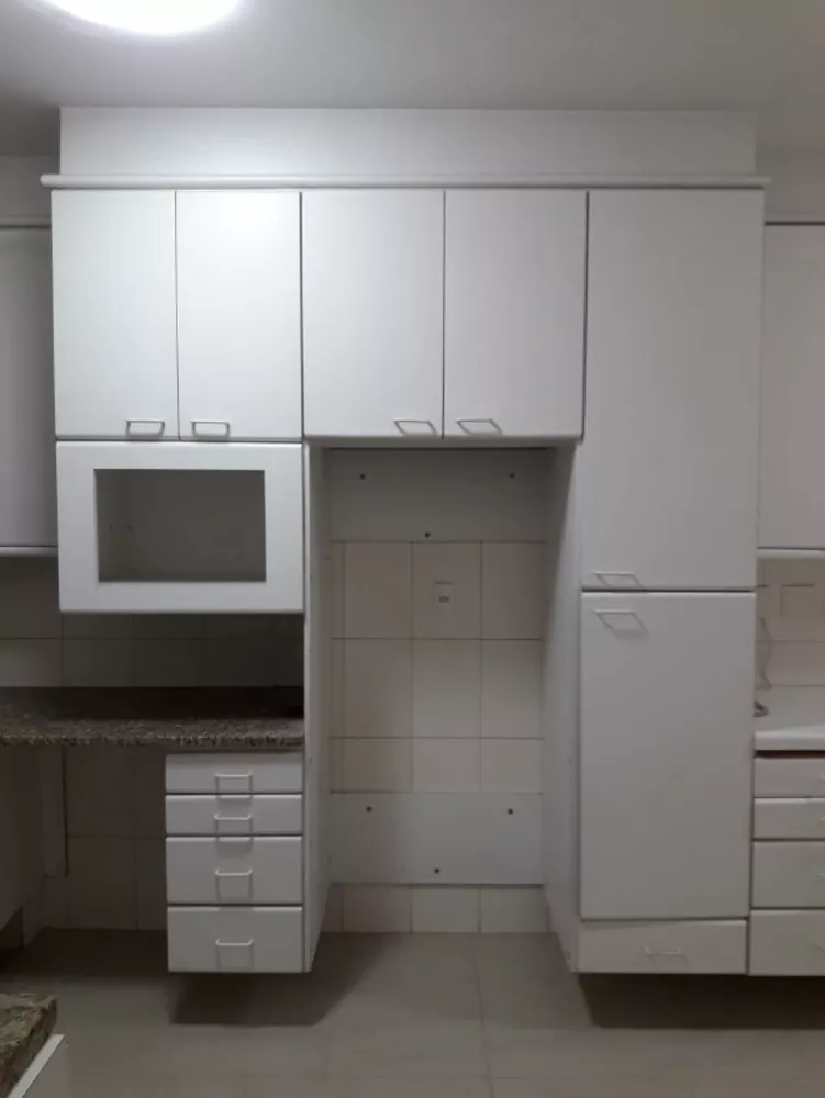 Apartamento para alugar com 3 quartos, 200m² - Foto 21