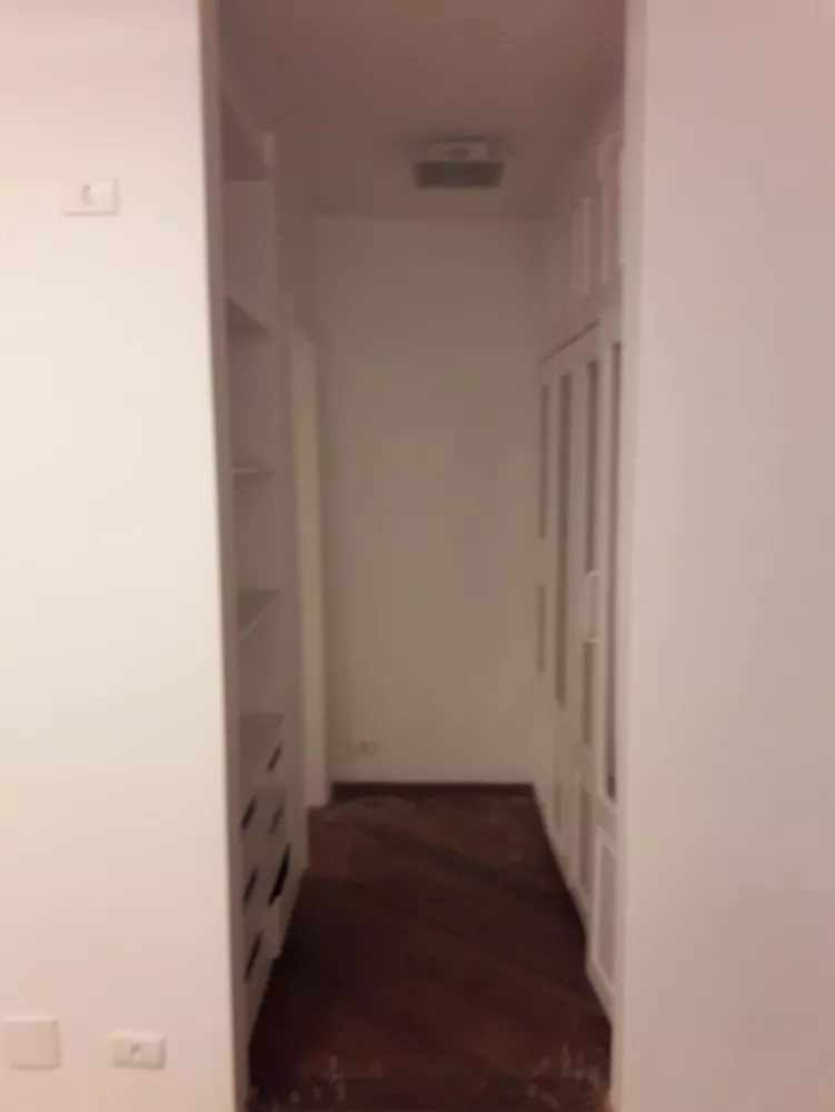 Apartamento para alugar com 3 quartos, 200m² - Foto 5