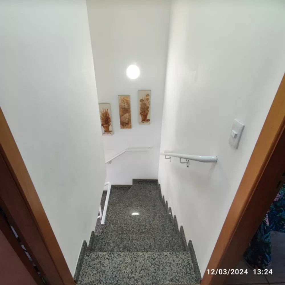 Casa à venda com 2 quartos, 71m² - Foto 16