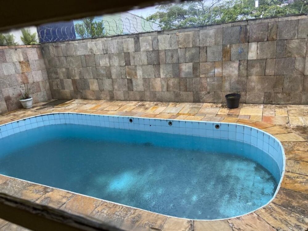 Casa, 4 quartos, 310 m² - Foto 2