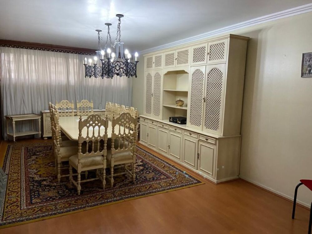 Casa, 4 quartos, 310 m² - Foto 1