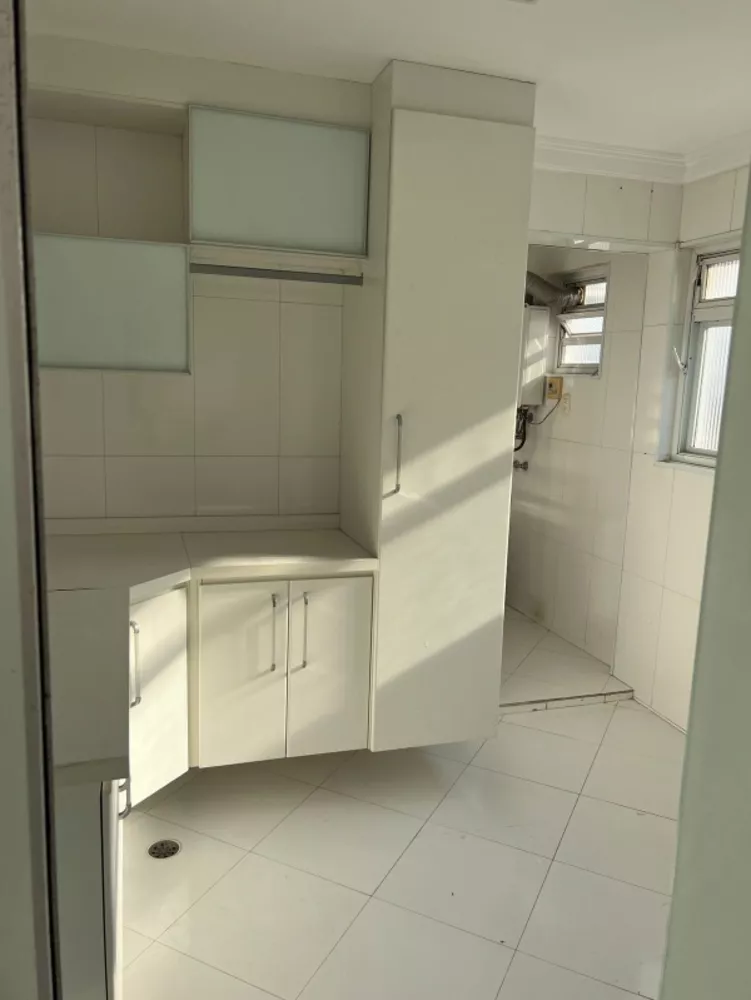 Apartamento, 3 quartos, 130 m² - Foto 2