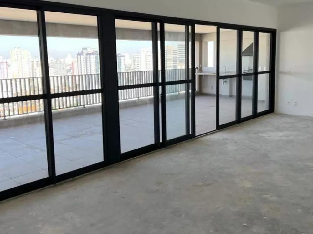 Apartamento à venda com 3 quartos, 164m² - Foto 1