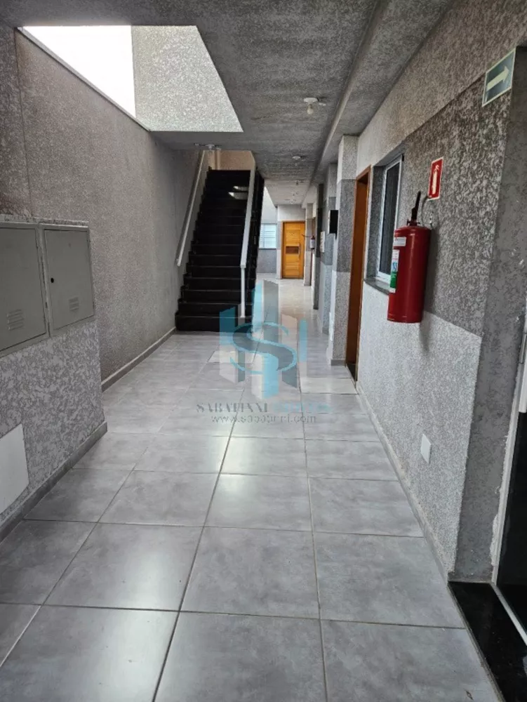 Apartamento à venda com 2 quartos, 37m² - Foto 2