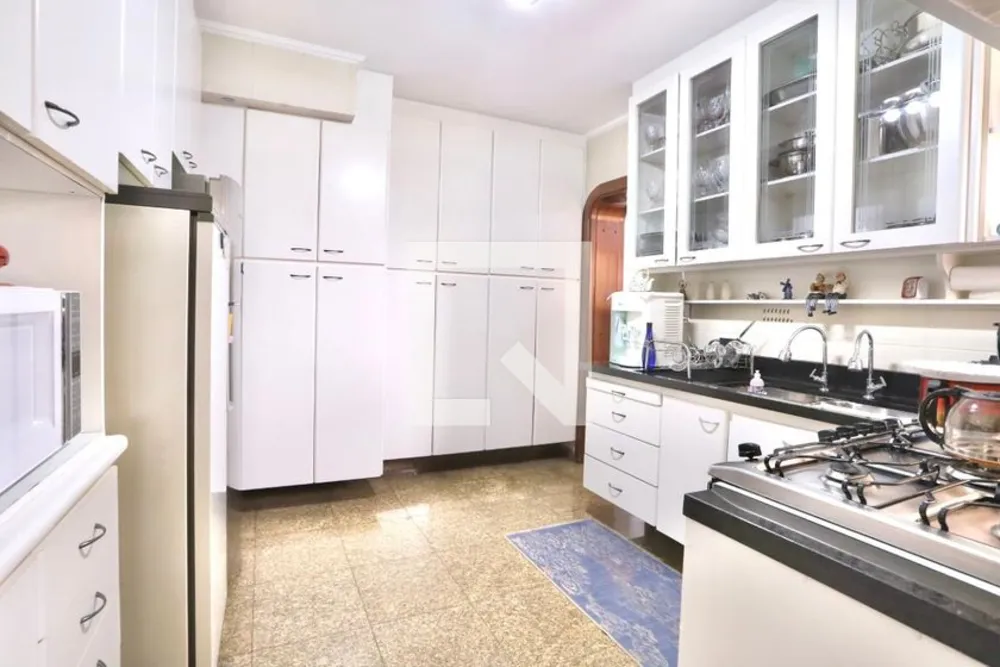 Casa, 3 quartos, 256 m² - Foto 1