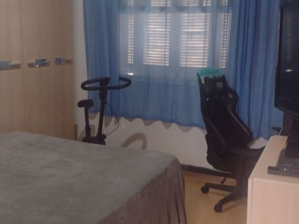 Apartamento à venda com 2 quartos, 74m² - Foto 2