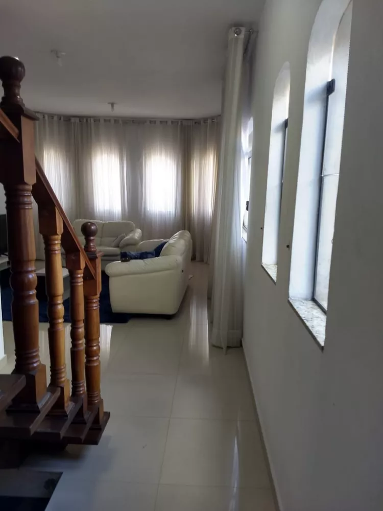 Casa à venda com 2 quartos, 150m² - Foto 8