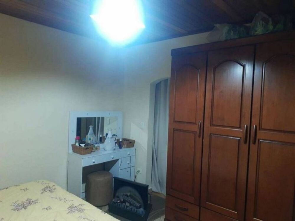 Casa à venda com 2 quartos, 180m² - Foto 3