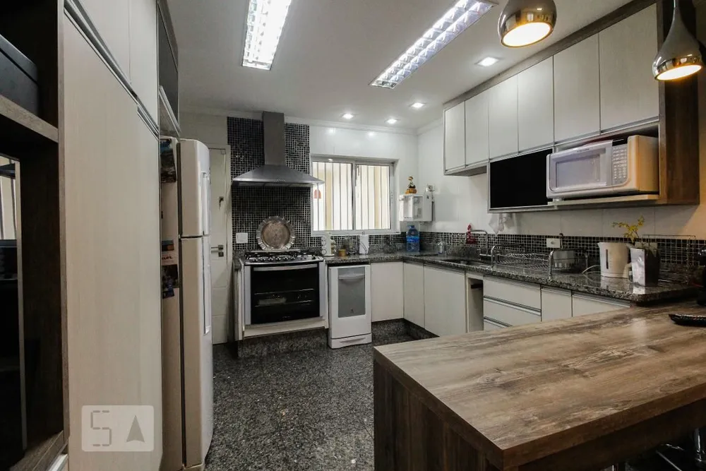 Casa, 3 quartos, 237 m² - Foto 4