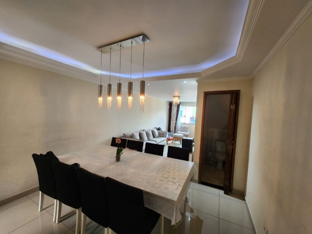 Apartamento à venda com 3 quartos, 145m² - Foto 4