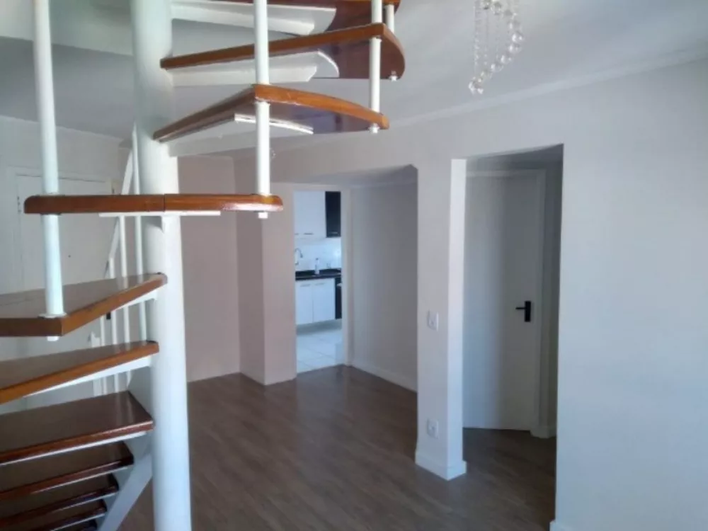 Cobertura à venda com 3 quartos, 110m² - Foto 1