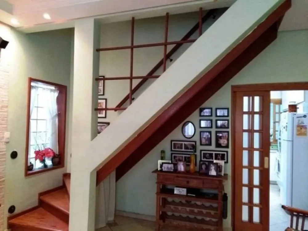 Casa, 6 quartos, 220 m² - Foto 2