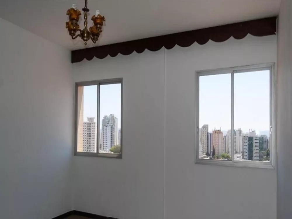 Apartamento à venda com 2 quartos, 78m² - Foto 2