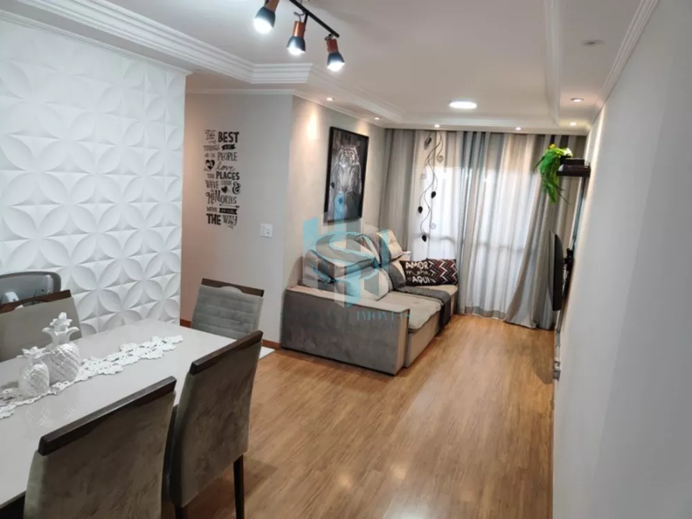 Apartamento à venda com 3 quartos, 70m² - Foto 1