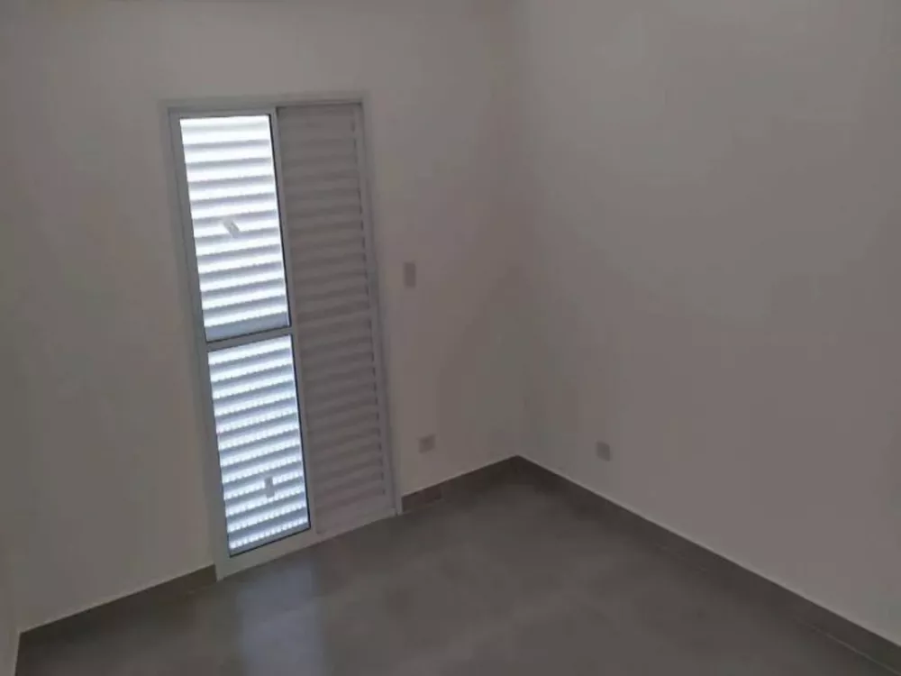 Casa à venda com 3 quartos, 142m² - Foto 4