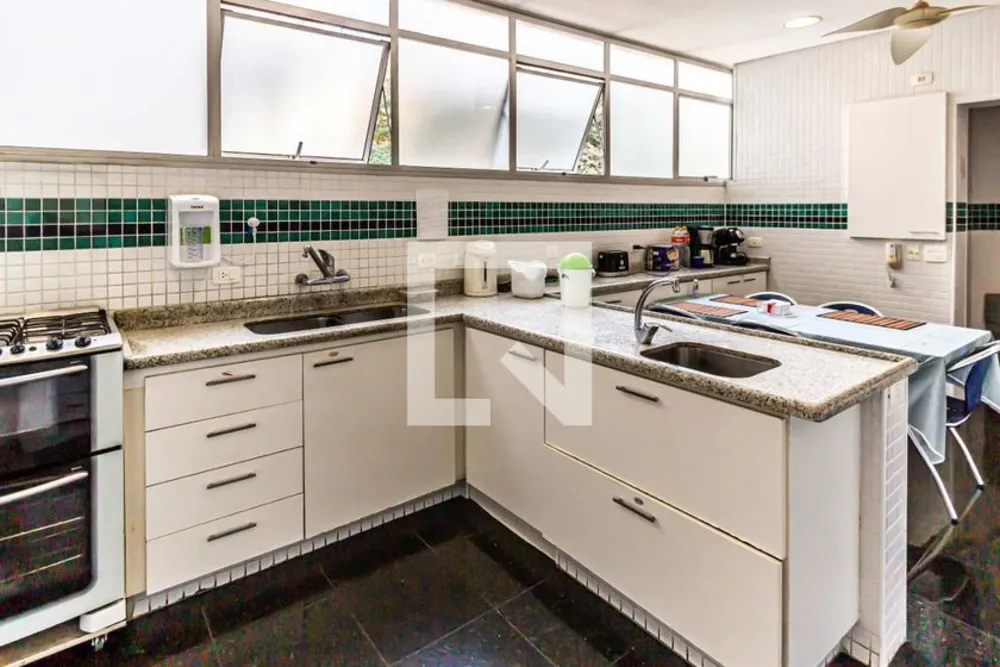 Apartamento, 3 quartos, 260 m² - Foto 12