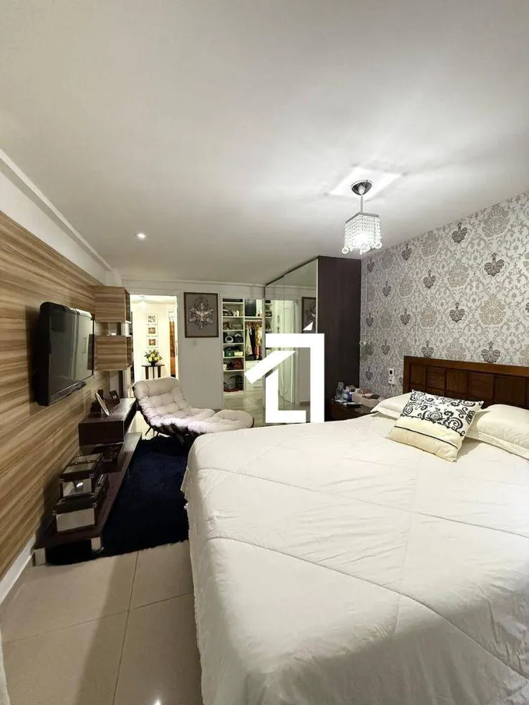 Apartamento, 4 quartos, 260 m² - Foto 13