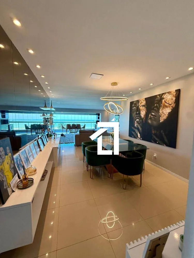 Apartamento, 4 quartos, 225 m² - Foto 1