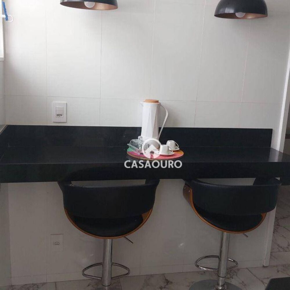 Apartamento à venda com 4 quartos, 150m² - Foto 8