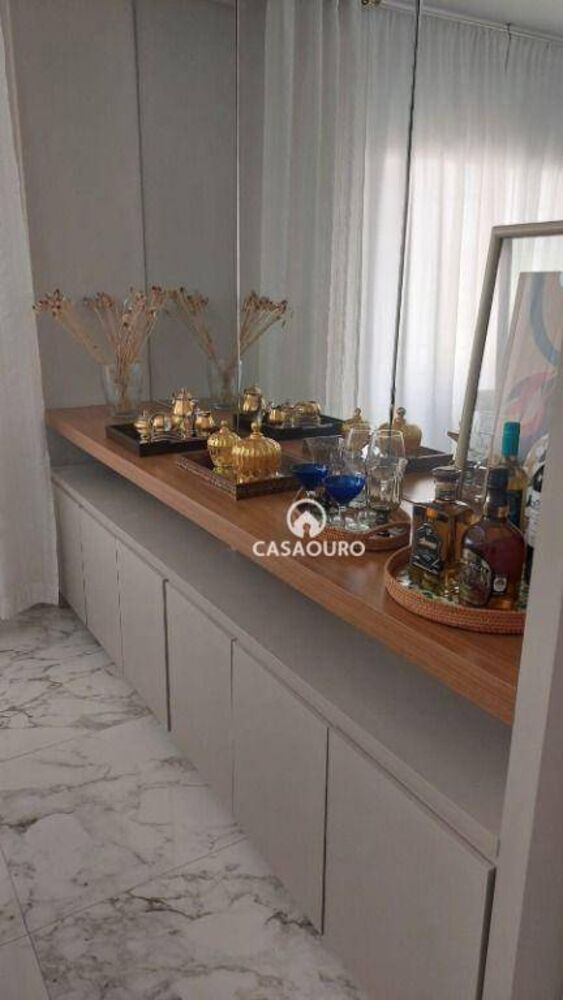 Apartamento à venda com 4 quartos, 150m² - Foto 2