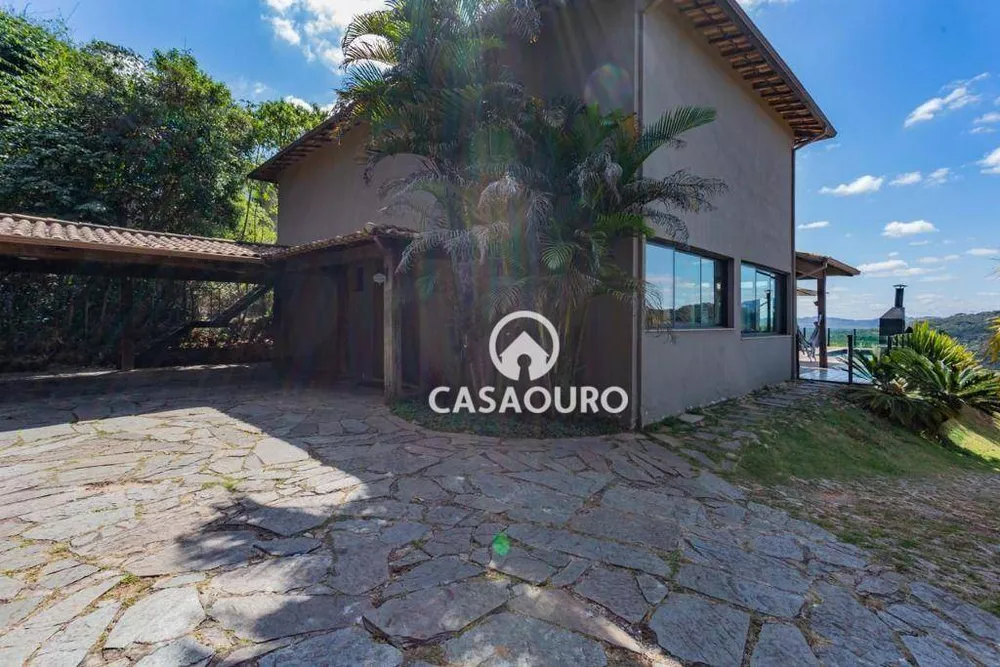 Casa de Condomínio à venda com 4 quartos, 315m² - Foto 9