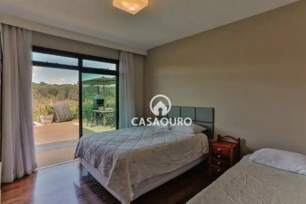 Casa de Condomínio à venda com 4 quartos, 315m² - Foto 16