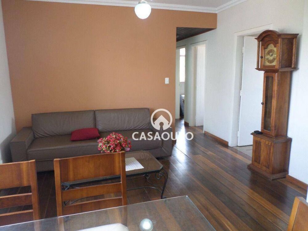 Apartamento à venda com 3 quartos, 70m² - Foto 2