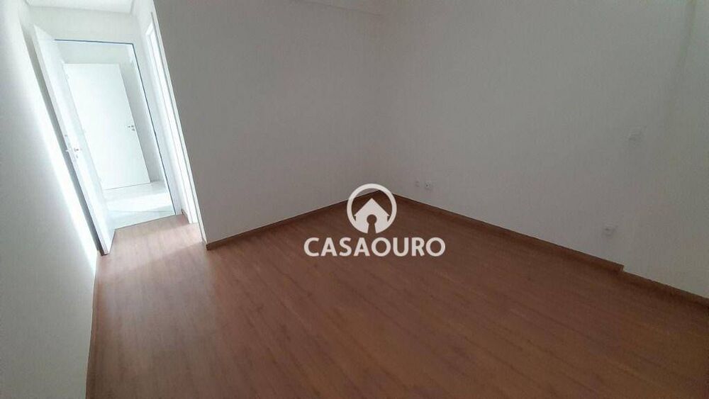 Apartamento à venda com 3 quartos, 119m² - Foto 4