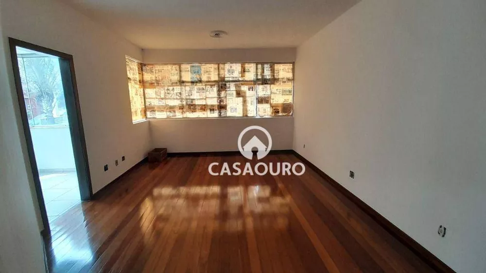 Apartamento à venda com 3 quartos, 100m² - Foto 1