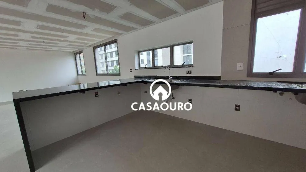 Apartamento, 3 quartos, 206 m² - Foto 1