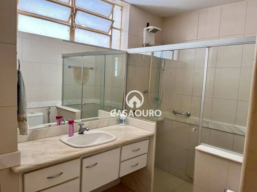 Casa, 6 quartos, 150 m² - Foto 1