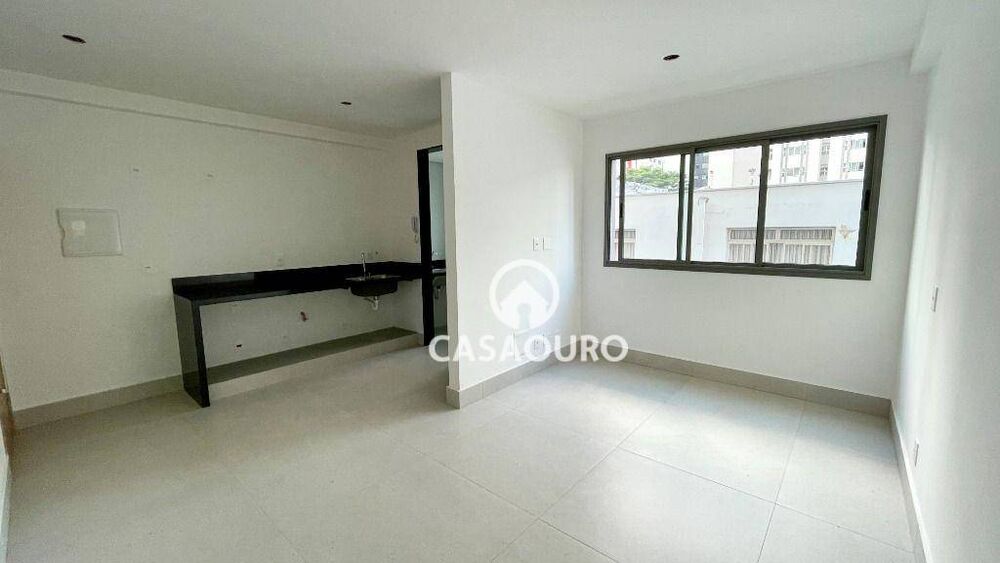 Apartamento à venda com 2 quartos, 64m² - Foto 2