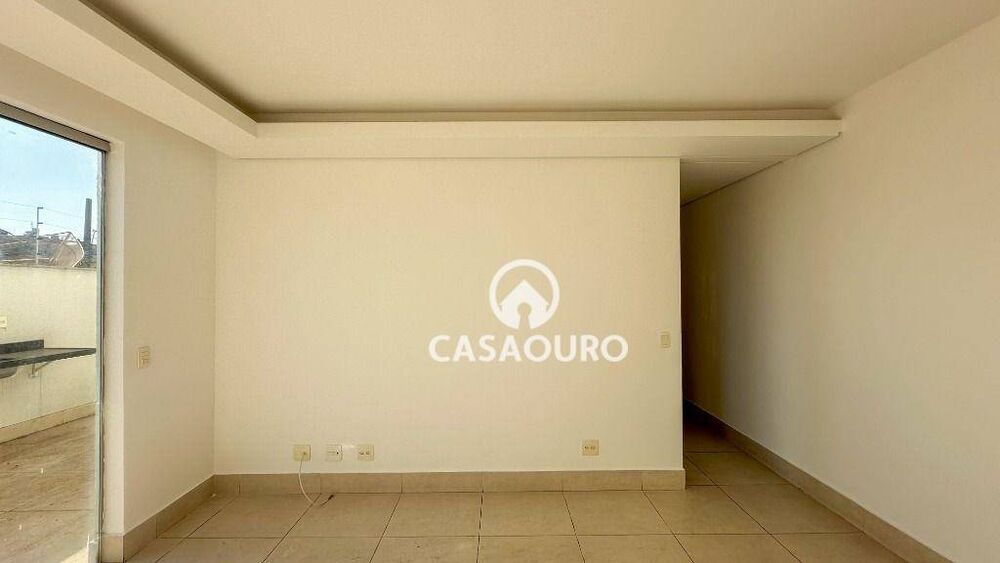 Apartamento à venda com 2 quartos, 102m² - Foto 2