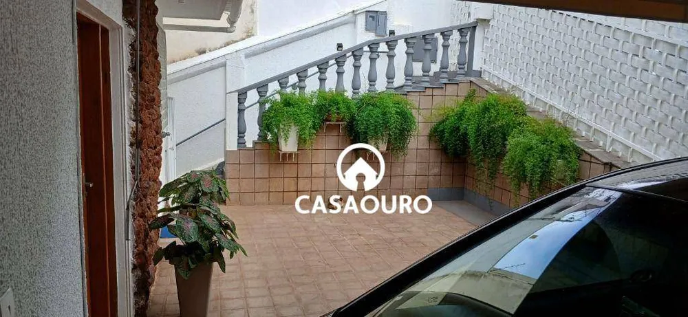 Casa, 4 quartos, 194 m² - Foto 2