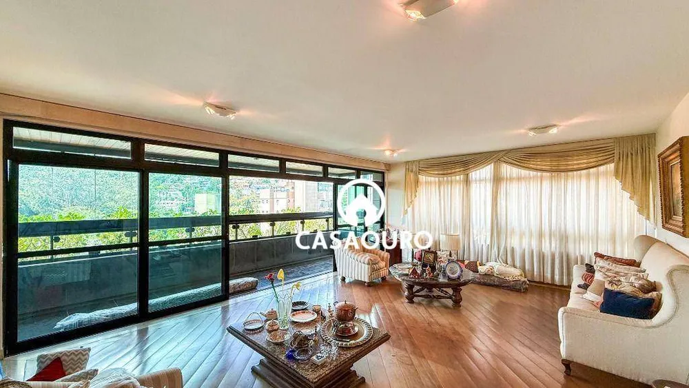 Apartamento, 4 quartos, 330 m² - Foto 1