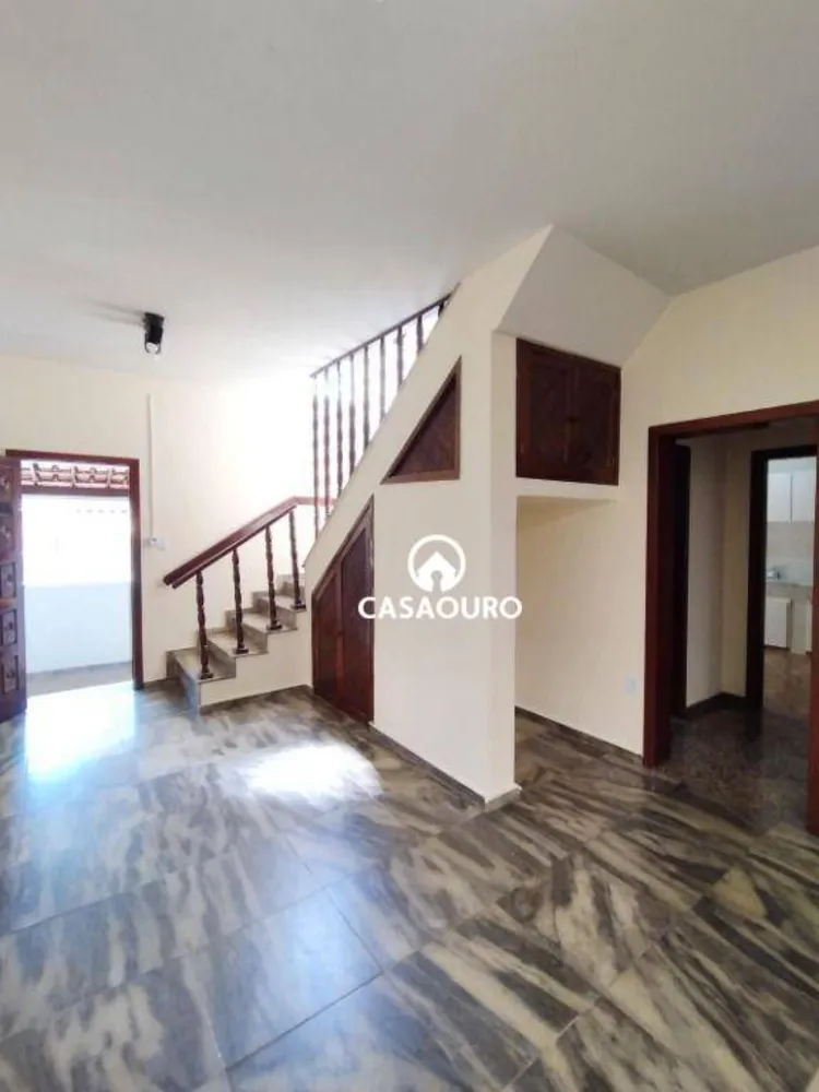 Casa, 3 quartos, 200 m² - Foto 4