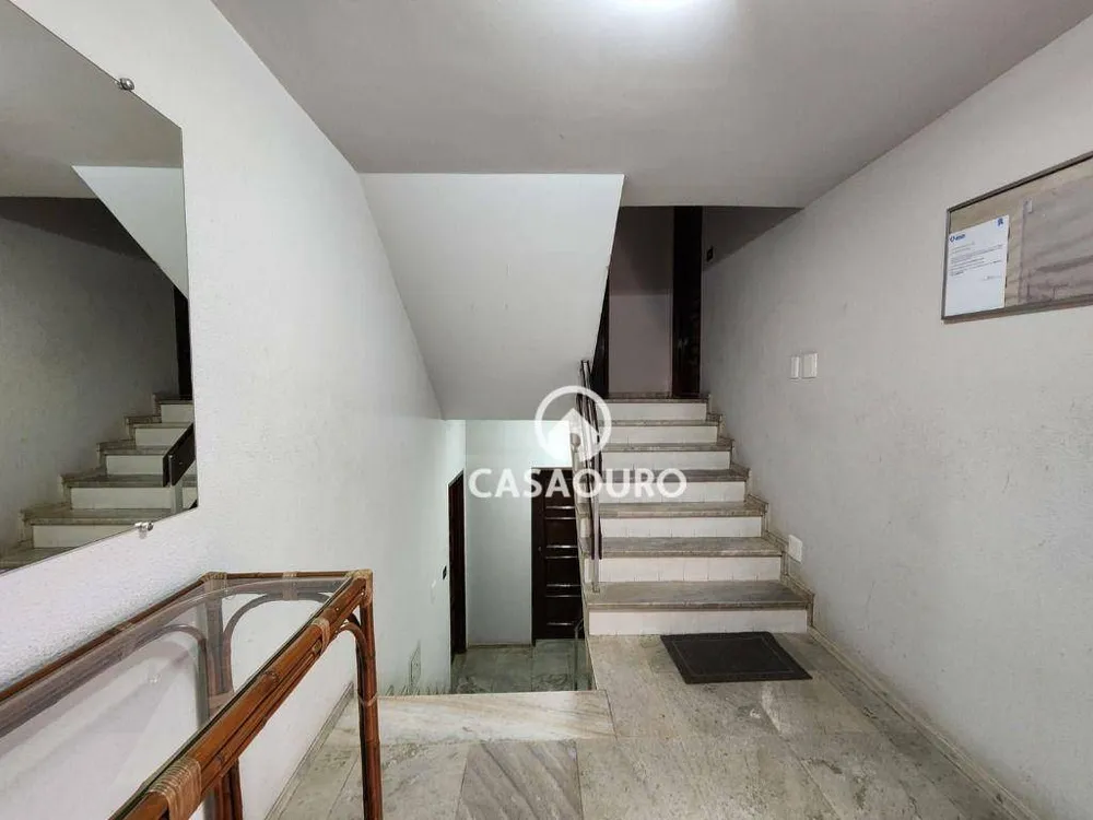 Apartamento, 3 quartos, 130 m² - Foto 1